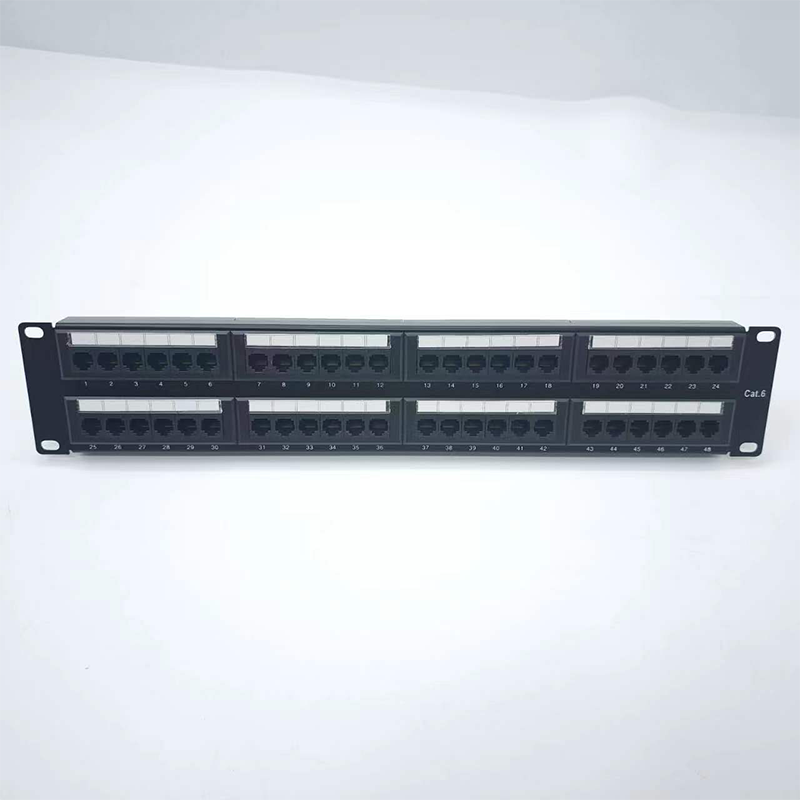 لوحة توصيل 24 منفذًا للتثبيت على الحامل لـ Cat5e/Cat6 3